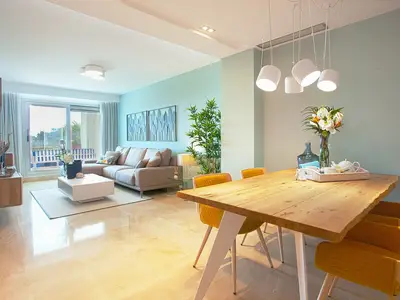 DiningRoom