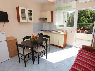 Ferienwohnung für 3 Personen (30 m²) in Okrug Donji 9/10