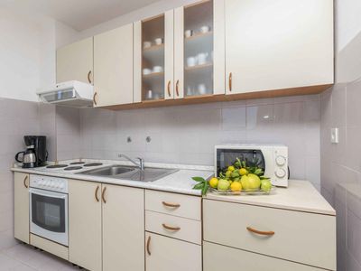 Ferienwohnung für 6 Personen (80 m²) in Okrug Donji 9/10