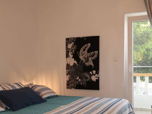 23848994-Ferienwohnung-5-Okrug Donji-300x225-2