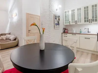 DiningRoom