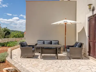 Terrasse -  mit gemütlicher Sitzgruppe