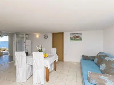 Ferienwohnung für 4 Personen (50 m²) in Okrug Donji 8/10