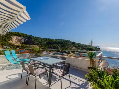 Ferienwohnung für 5 Personen (55 m²) in Okrug Donji 1/10