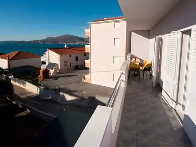 Ferienwohnung für 2 Personen (30 m²) in Okrug Gornji 2/10