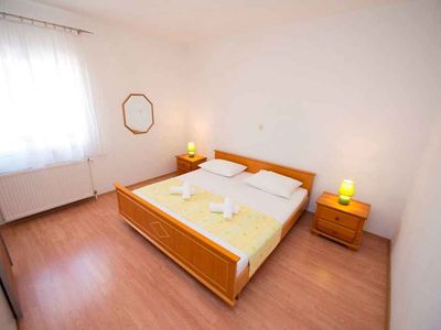 Ferienwohnung für 2 Personen (30 m²) in Okrug Gornji 5/10