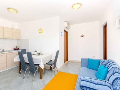 Ferienwohnung für 3 Personen (42 m²) in Okrug Gornji 7/10