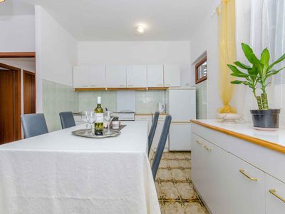 Ferienwohnung für 5 Personen (70 m²) in Okrug Gornji 9/10