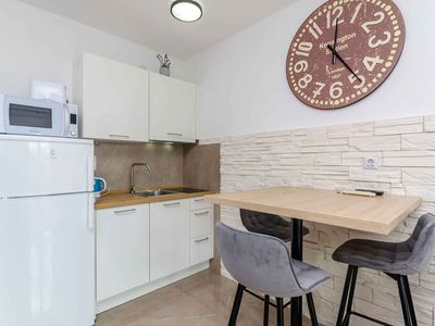 Ferienwohnung für 3 Personen (27 m²) in Okrug Gornji 6/10