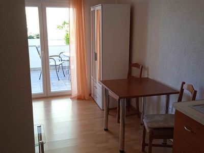 Ferienwohnung für 2 Personen (23 m²) in Okrug Gornji 8/10