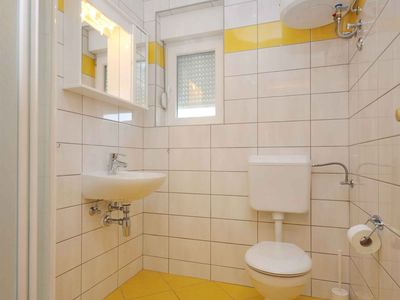 Ferienwohnung für 2 Personen (23 m²) in Okrug Gornji 9/10