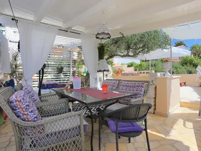 Ferienwohnung für 6 Personen in Okrug Gornji 6/10