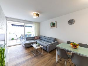 23747671-Ferienwohnung-4-Okrug Gornji-300x225-1