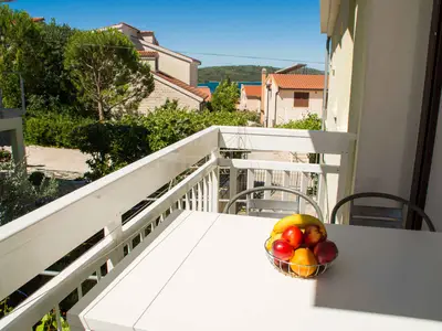 Ferienwohnung für 3 Personen (47 m²) in Okrug Gornji 6/10