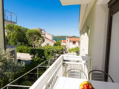Ferienwohnung für 3 Personen (47 m²) in Okrug Gornji 8/10