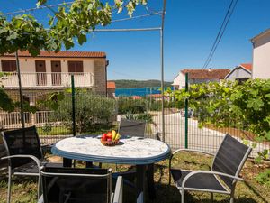 Ferienwohnung für 4 Personen (47 m²) in Okrug Gornji