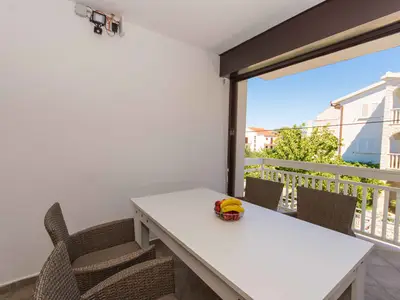 Ferienwohnung für 3 Personen (47 m²) in Okrug Gornji 4/10
