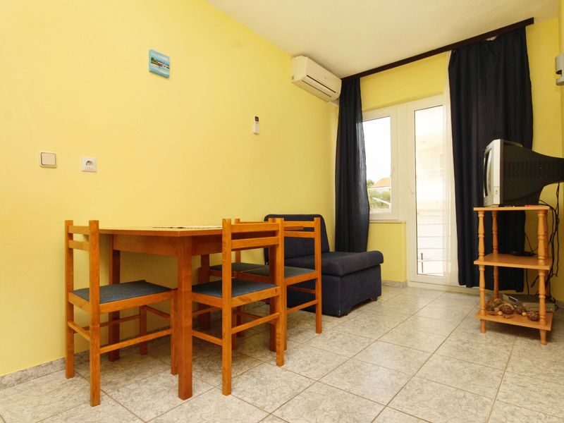 18323989-Ferienwohnung-4-Okrug Gornji-800x600-1