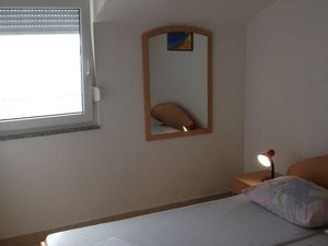 18790061-Ferienwohnung-4-Okrug Gornji-300x225-4