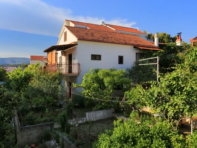 19308176-Ferienwohnung-6-Okrug Gornji-800x600-0