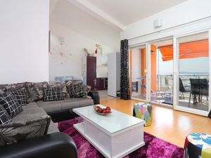 23335132-Ferienwohnung-7-Okrug Gornji-300x225-4