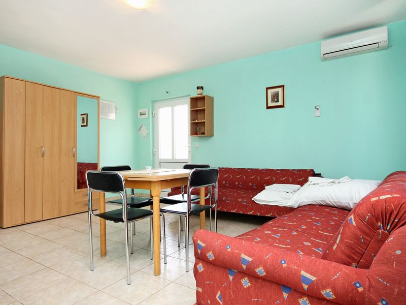 23929620-Ferienwohnung-4-Okrug Gornji-800x600-1