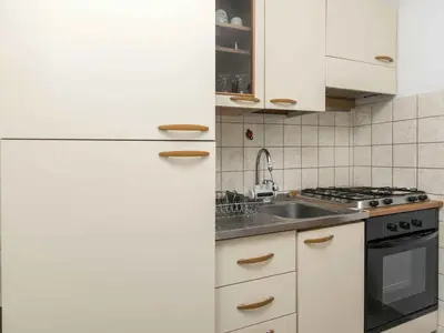 Ferienwohnung für 3 Personen (30 m²) in Okrug Gornji 6/10