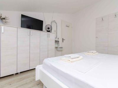 Ferienwohnung für 8 Personen (90 m²) in Okrug Gornji 8/10