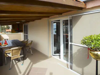 Ferienwohnung für 6 Personen (70 m²) in Okrug Gornji 3/10