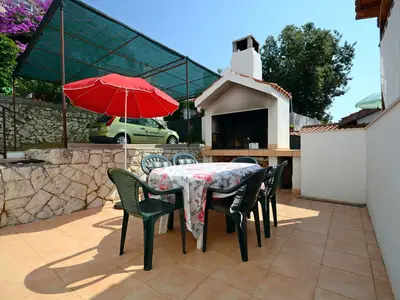 Ferienwohnung für 4 Personen (50 m²) in Okrug Gornji 2/10