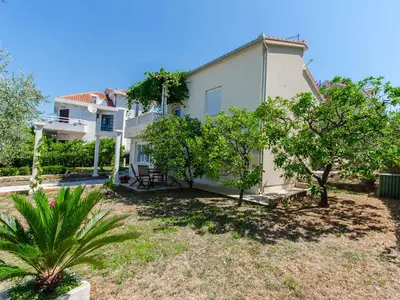 Ferienwohnung für 4 Personen (65 m²) in Okrug Gornji 4/10
