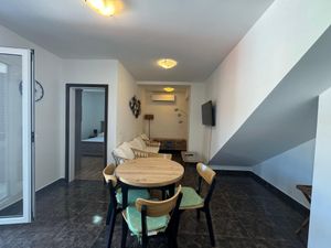 24035957-Ferienwohnung-4-Okrug Gornji-300x225-3