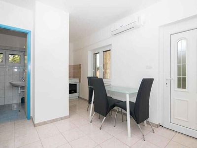 Ferienwohnung für 3 Personen (30 m²) in Okrug Gornji 9/10