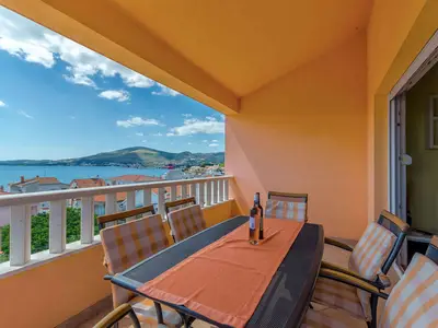 Ferienwohnung für 8 Personen (100 m²) in Okrug Gornji 4/10
