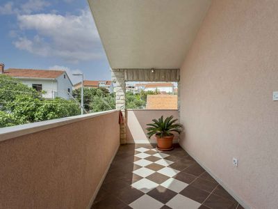 Ferienwohnung für 4 Personen (54 m²) in Okrug Gornji 3/10