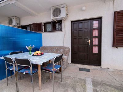 Ferienwohnung für 5 Personen (38 m²) in Okrug Gornji 6/10