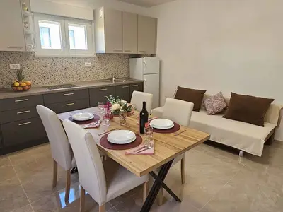 Ferienwohnung für 4 Personen (50 m²) in Okrug Gornji 7/10