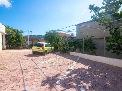 Ferienwohnung für 5 Personen (50 m²) in Okrug Gornji 5/10