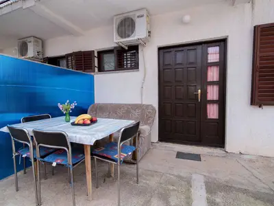 Ferienwohnung für 4 Personen (38 m²) in Okrug Gornji 5/10
