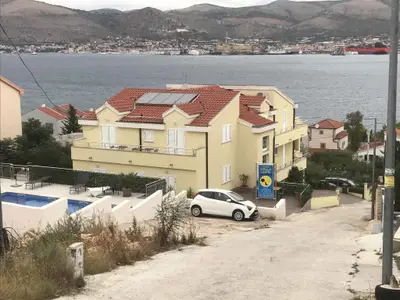 Ferienwohnung für 5 Personen (60 m²) in Okrug Gornji 7/10