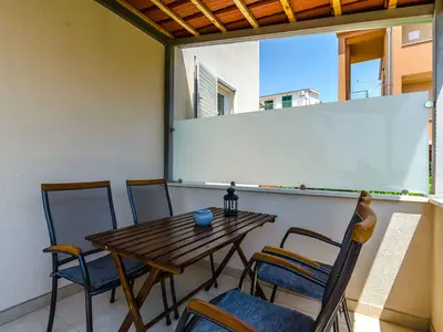 Ferienwohnung für 2 Personen (30 m²) in Okrug Gornji 2/10