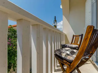 Ferienwohnung für 2 Personen (30 m²) in Okrug Gornji 3/10