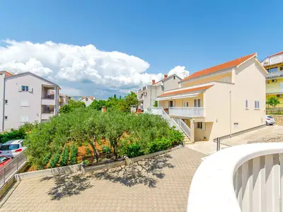 Ferienwohnung für 2 Personen (30 m²) in Okrug Gornji 5/10