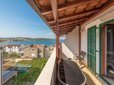Ferienwohnung für 2 Personen (32 m²) in Okrug Gornji 1/10