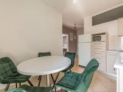 Ferienwohnung für 4 Personen (50 m²) in Okrug Gornji 3/10