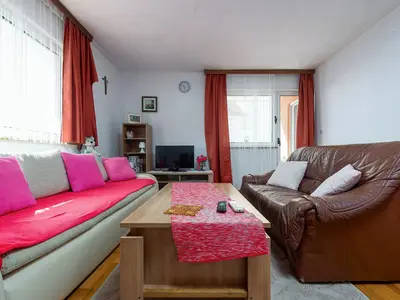 Ferienwohnung für 5 Personen (95 m²) in Okrug Gornji 10/10