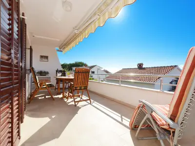 Ferienwohnung für 5 Personen (56 m²) in Okrug Gornji 3/10
