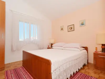 Ferienwohnung für 5 Personen (56 m²) in Okrug Gornji 4/10