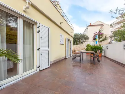 Ferienwohnung für 4 Personen (60 m²) in Okrug Gornji 8/10