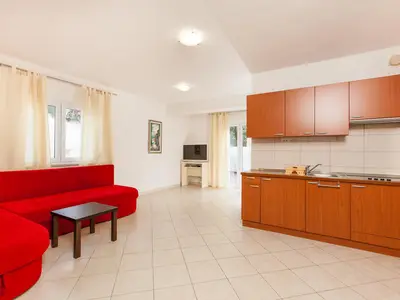 Ferienwohnung für 4 Personen (60 m²) in Okrug Gornji 9/10